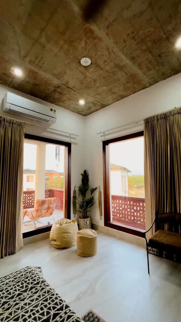Uttara Suites